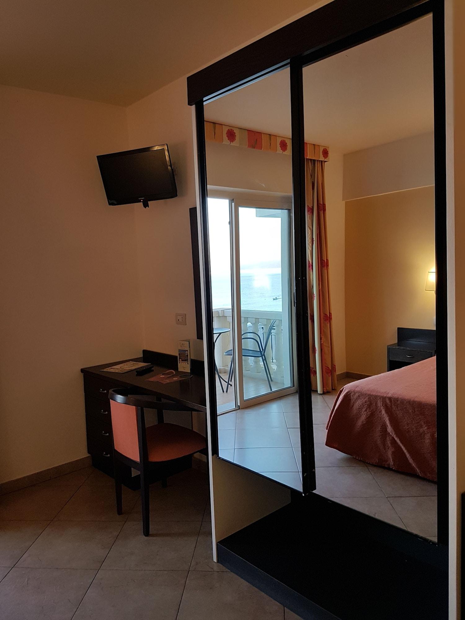 Hotel Orizzonte 레토이아니 외부 사진