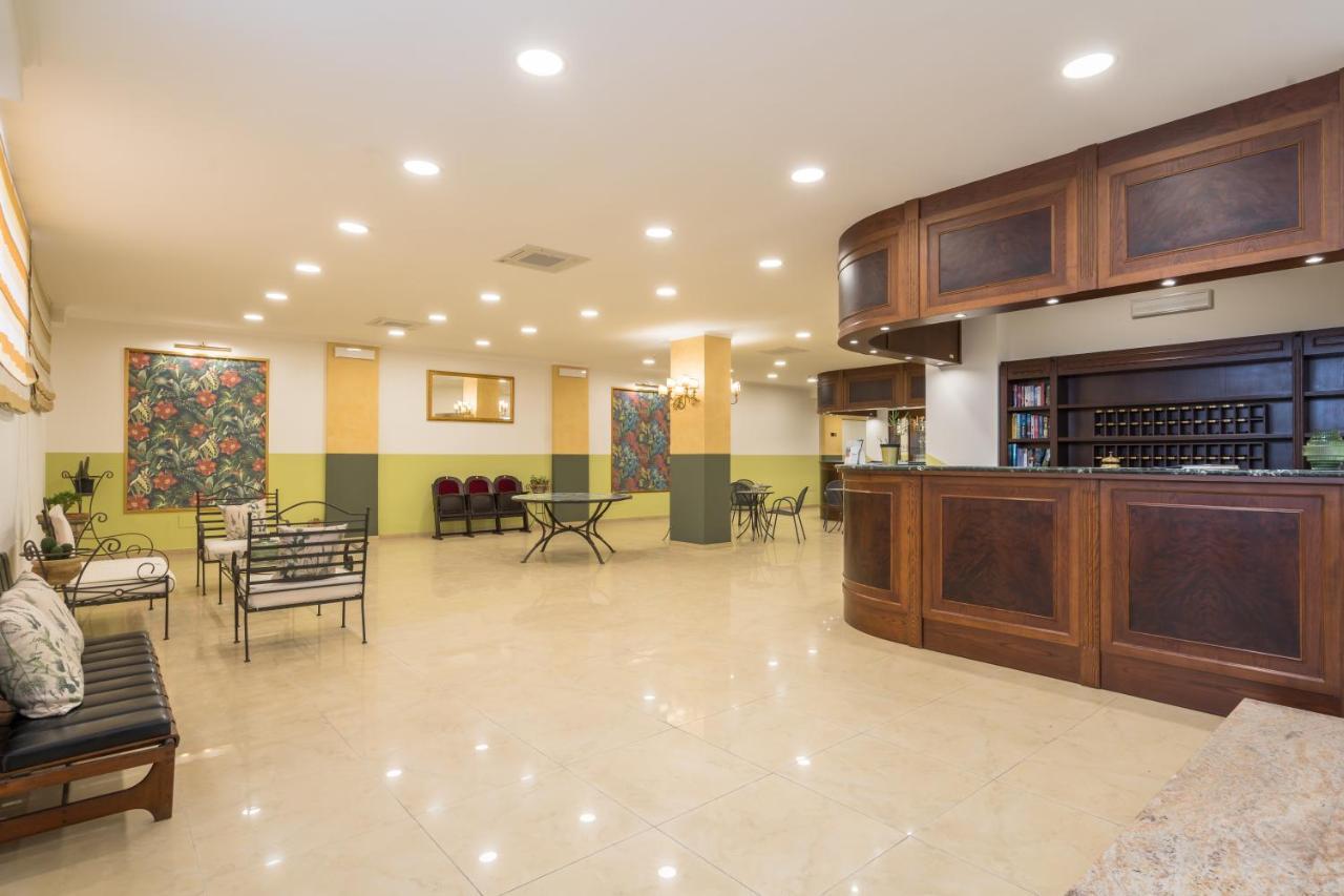 Hotel Orizzonte 레토이아니 외부 사진