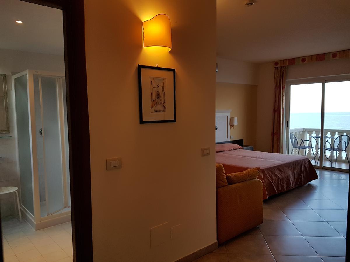 Hotel Orizzonte 레토이아니 외부 사진